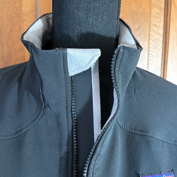 Patagonia Jacket - Picture 2 of 8